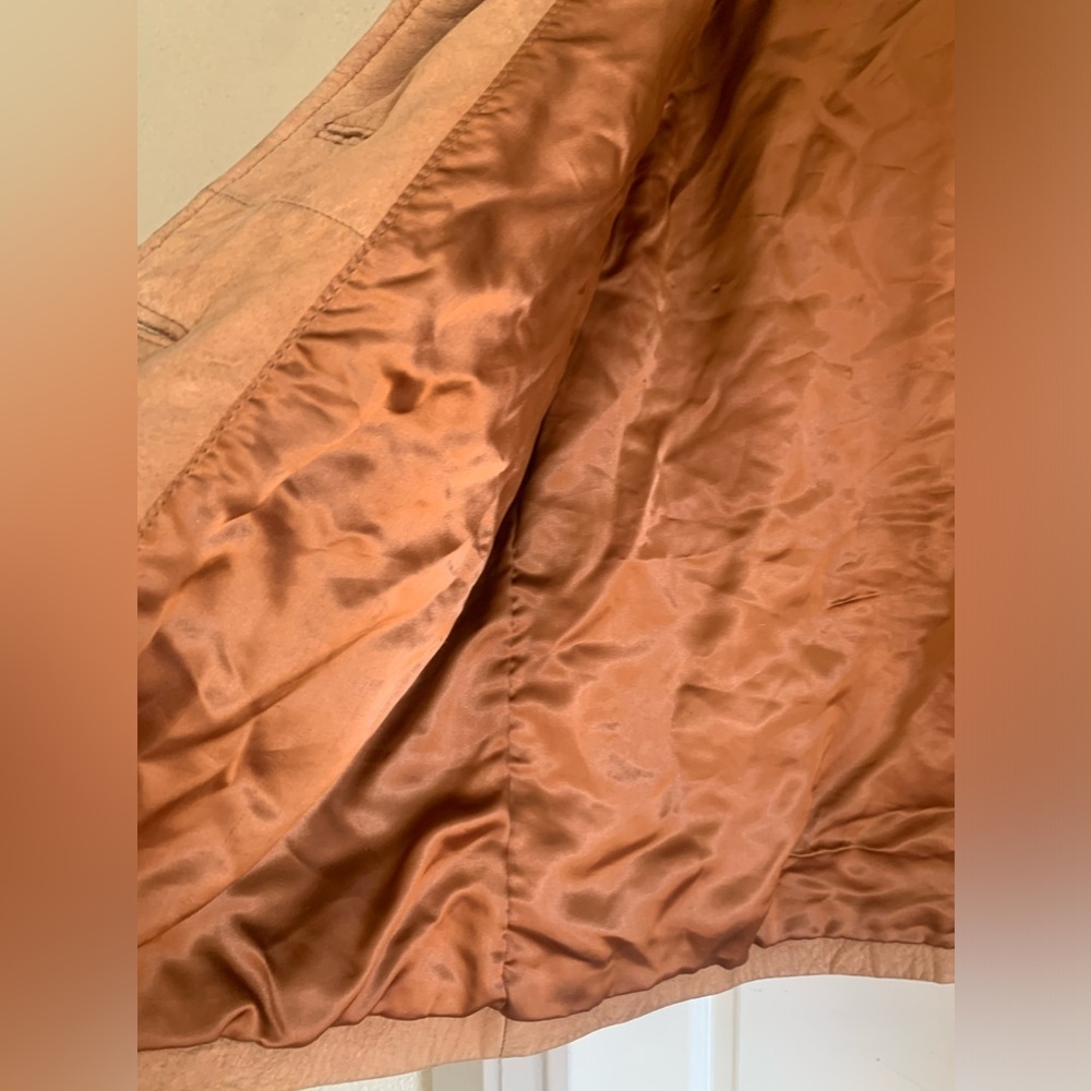 Classic Tan Leather Jacket - Picture 5 of 9